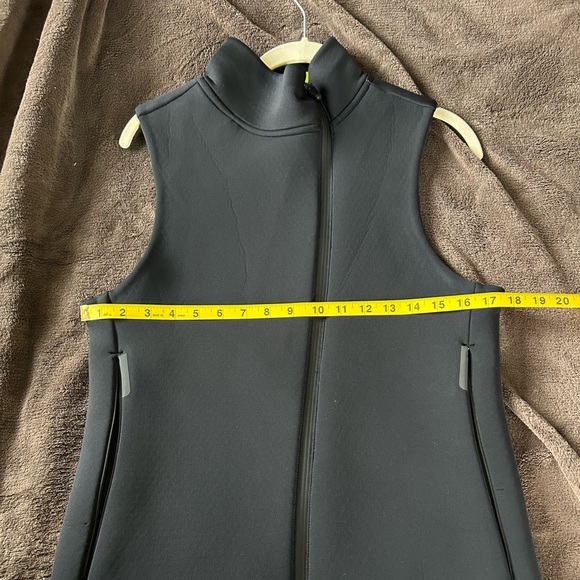 Nike Therma-fit Vest - Picture 5 of 8